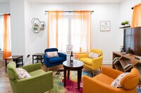 Building Photo - 10628 Lee Ave