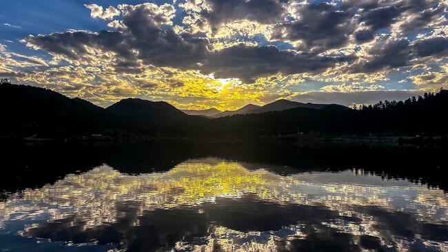 Building Photo - 28940 Golf Way