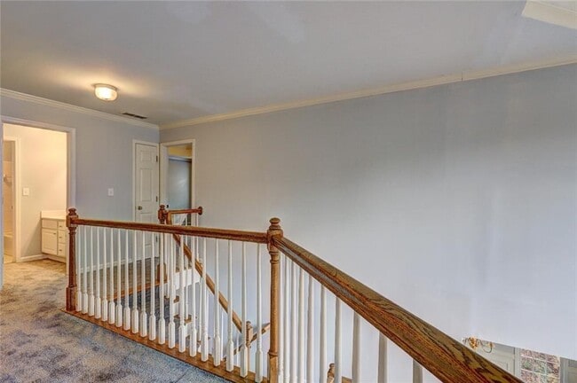 Building Photo - 980 Laurel Springs Ln SW