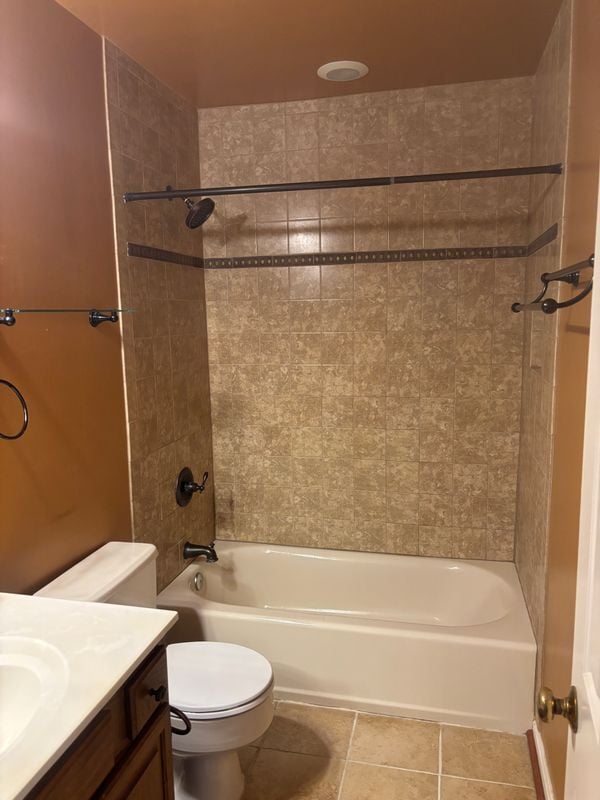 Building Photo - 3961 Conquest Ct