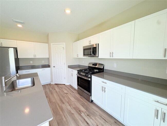 Building Photo - 12982 Pasture Wds Pl