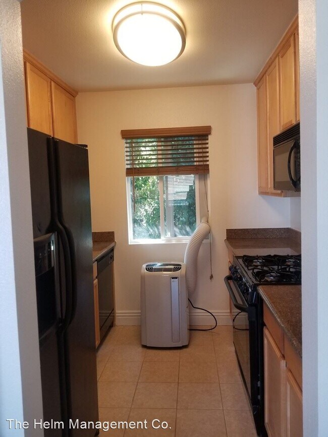Building Photo - Studio, 1 bath House - 6101 Adelaide Ave U...