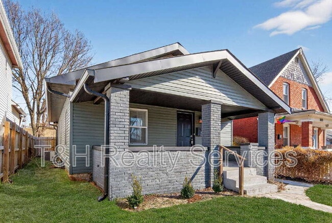 Building Photo - 1831 Olive St