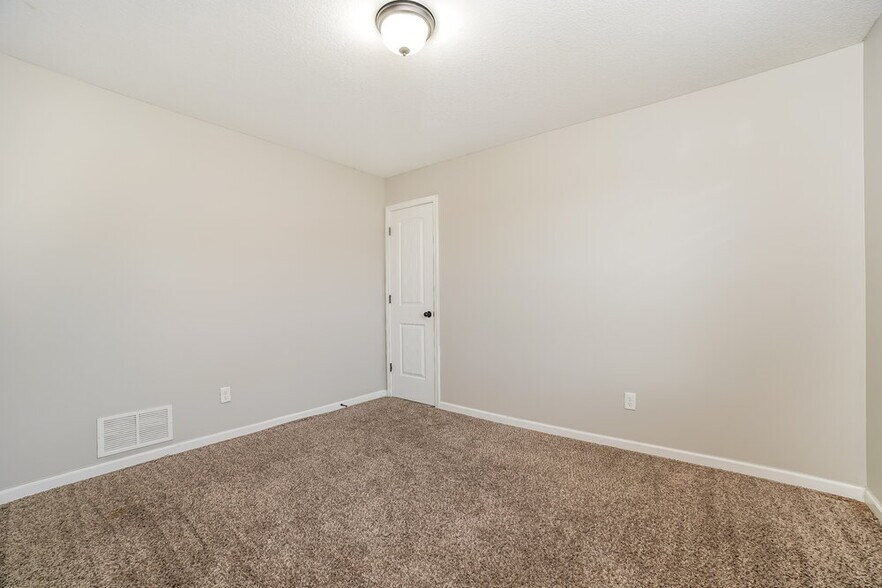 Building Photo - 4721 Shinault Ln