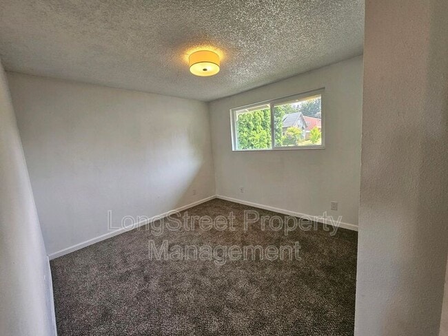 Building Photo - 412 Pearl St