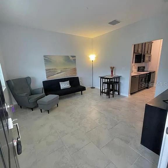 Building Photo - 5321 Amersham Ln