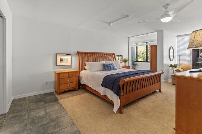 Building Photo - 829 Bayport Wy