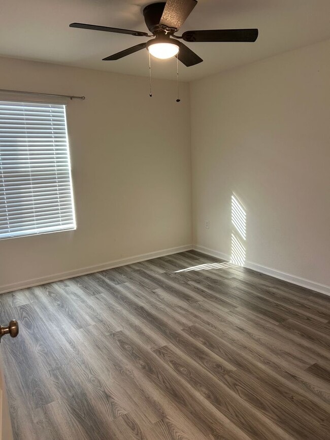 Building Photo - 4BR/2BA Gulf Shores home with community pool