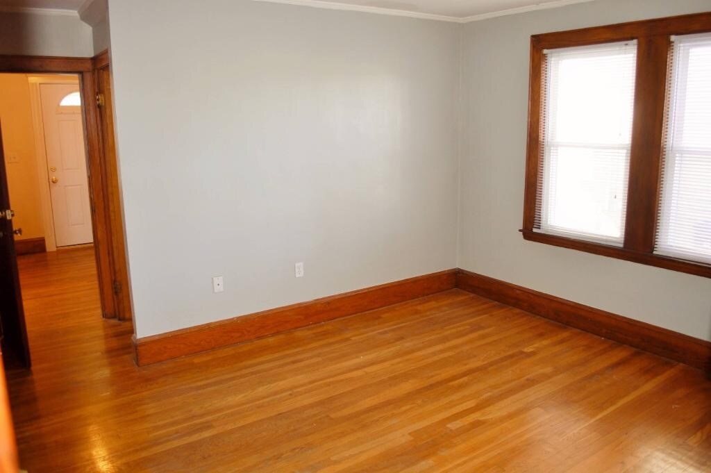 Building Photo - 178 Calumet St