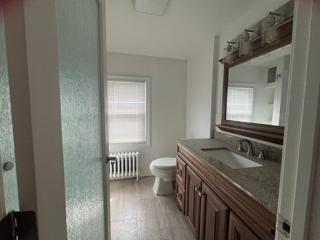 Building Photo - 5 Colorado Ave