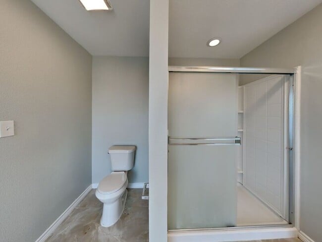 Building Photo - 10408 Woodruff Ct