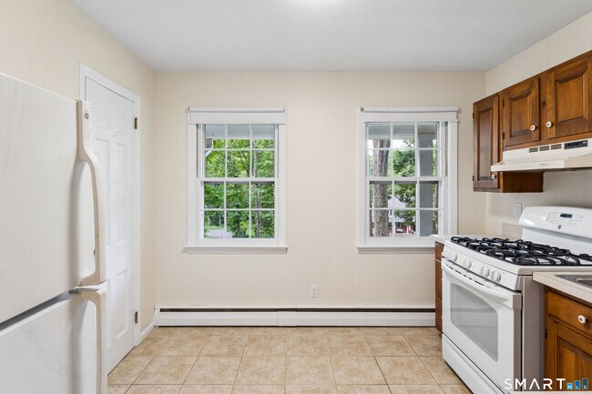 Building Photo - 80 Hannahs Rd