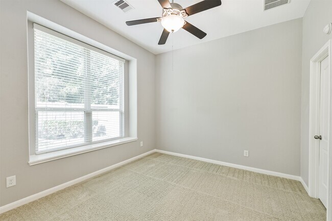 Building Photo - 19527 Juniper Breeze Ln