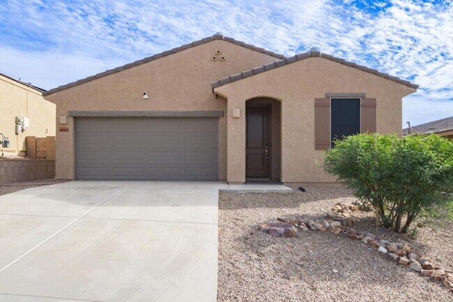 Primary Photo - 14058 E Red Pine Pl