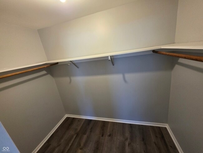 Building Photo - 6262 Eastridge Dr