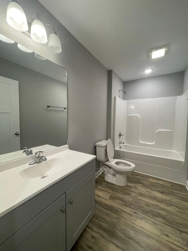 Building Photo - 3 Ranch Single Family Home- Fitness, Pools...