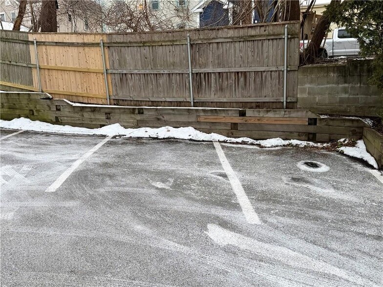 Building Photo - 101 Marlborough St