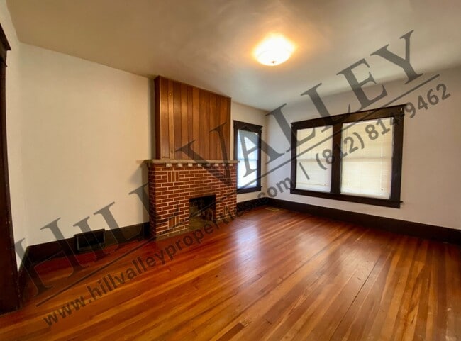 Building Photo - Three bedroom home