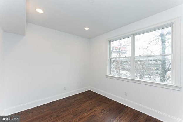 Building Photo - 1005 New Market St