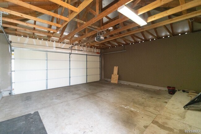 Building Photo - 3br/2.5 ba Single Family Home in Ocean Pointe