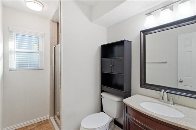 Building Photo - 1200 Tyra Ln