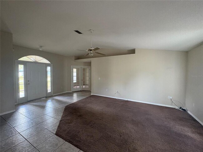 Building Photo - 142 Lindale St