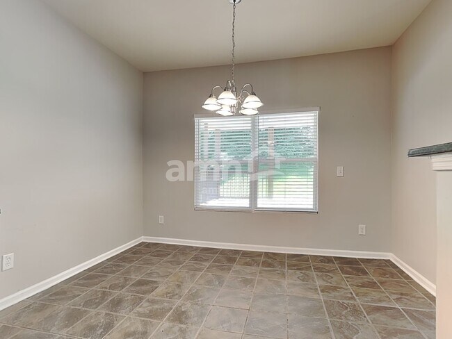 Building Photo - 4003 Saphire Ln