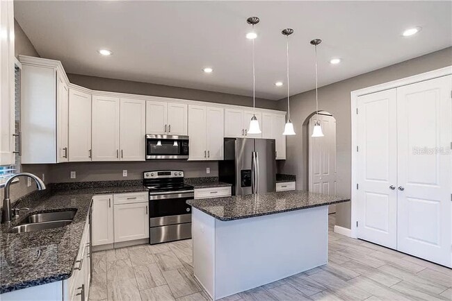 Building Photo - 5424 Lunn Landings Ave