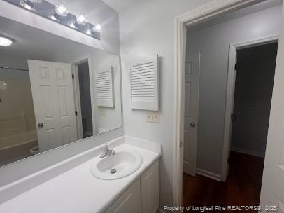Building Photo - 513 Meadowland Ct