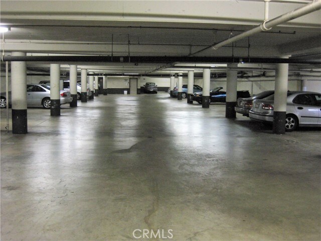 Building Photo - 1300 Midvale Ave
