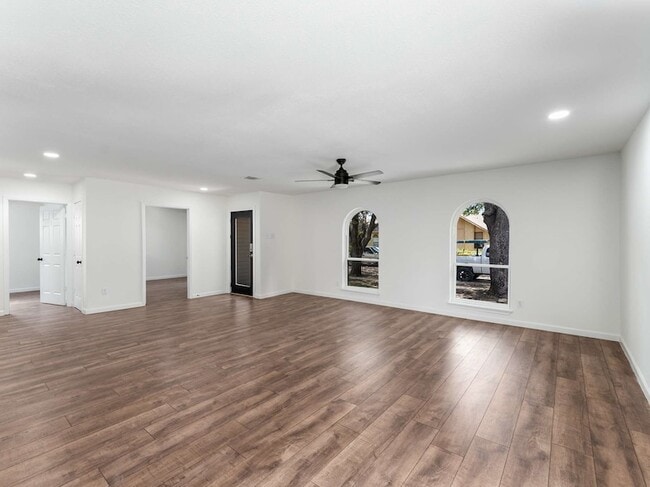 Building Photo - 1824 Arundel Dr