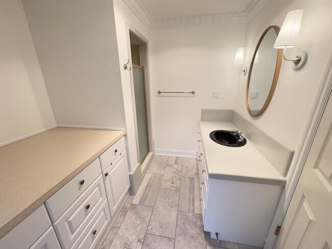 Building Photo - 3207 Apache Ln