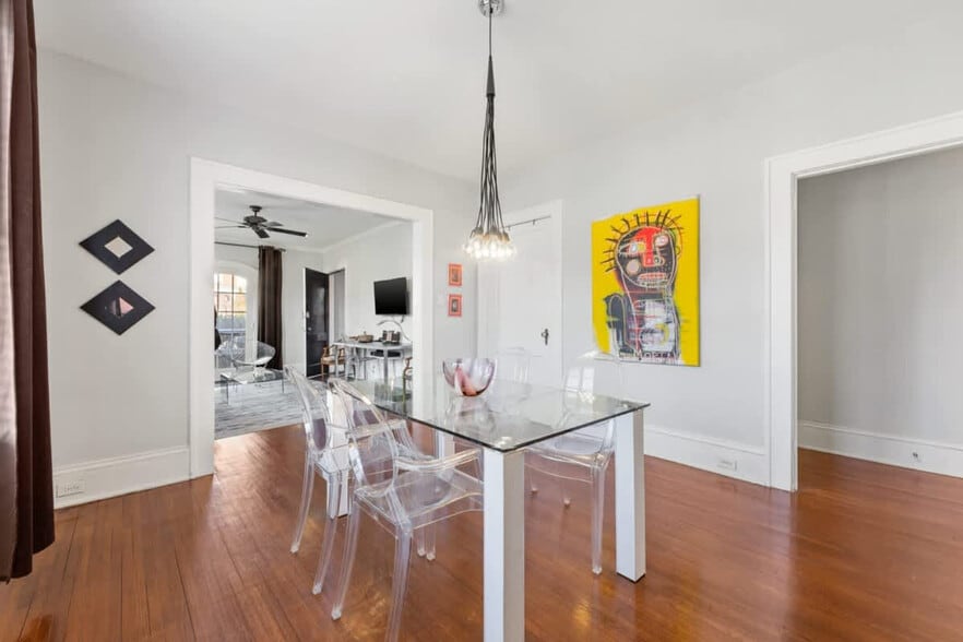 Building Photo - 536 Hawthorne Ln