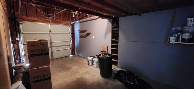 Building Photo - For Rent- Terrell Hills -2bed, 2 bath Home