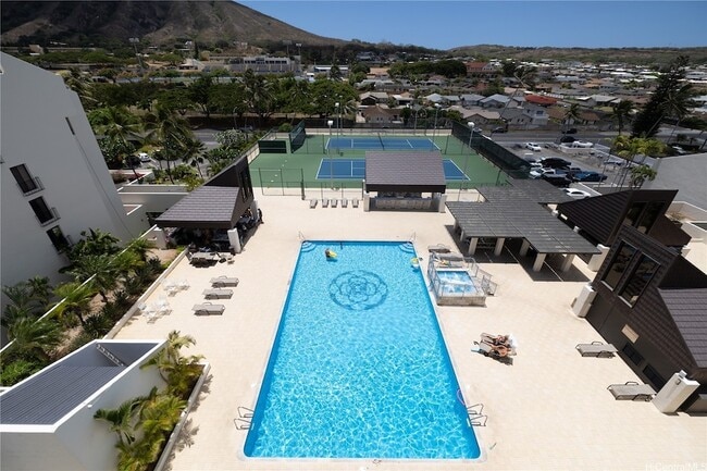 Building Photo - 500 Lunalilo Home Rd