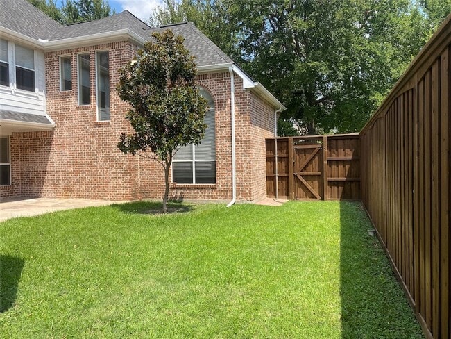 Building Photo - 7209 Bettye Haun Dr