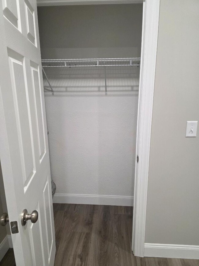 Building Photo - 101 N Locust St