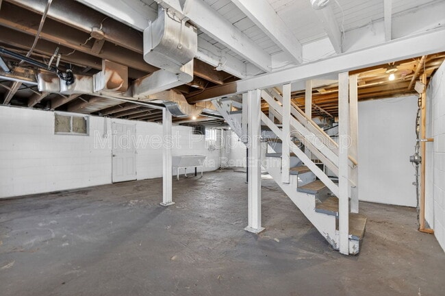 Building Photo - 9923 Jeffrey Dr