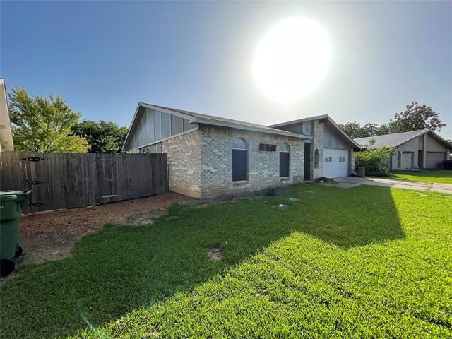 Building Photo - 608 McKown Dr