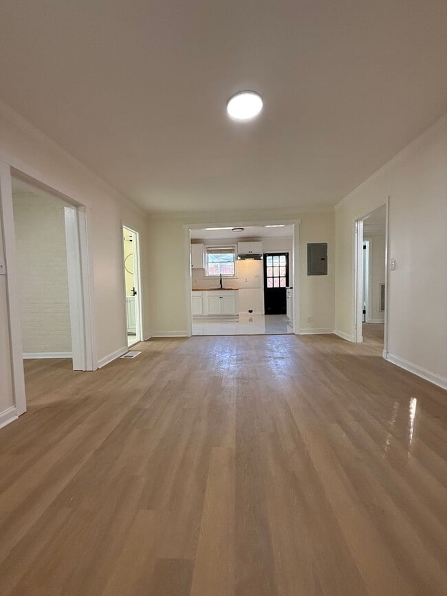 Building Photo - Available June 1st- Recently remodeled 3-bedroom, 2-bath home