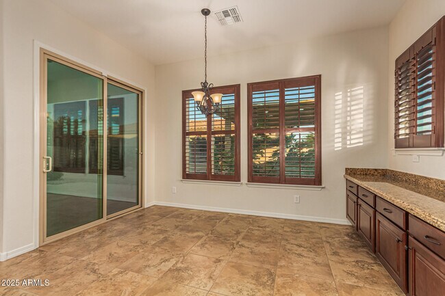 Building Photo - 4721 E Aldea Rd