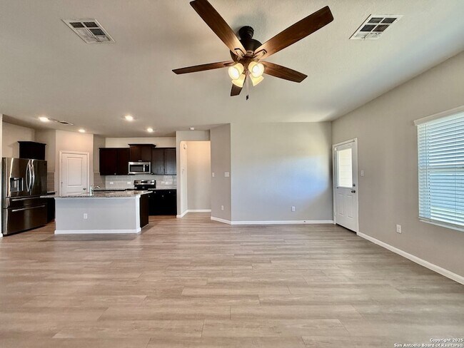 Building Photo - 8127 Glasgow Dr