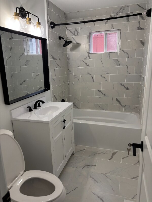 Building Photo - 4213 Kingsley Dr