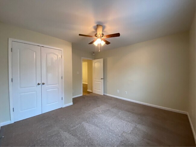 Building Photo - 505-H Havendale Ct