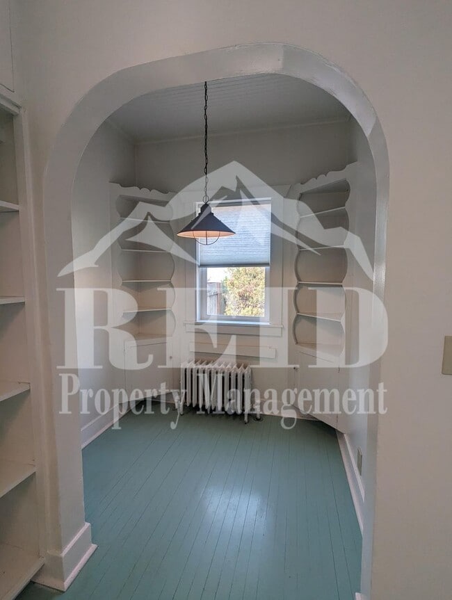 Building Photo - Charming 3-Bedroom Bremerton Home
