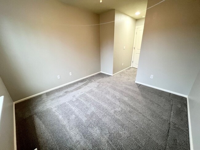 Building Photo - Well maintained 4bd in Lynnwood