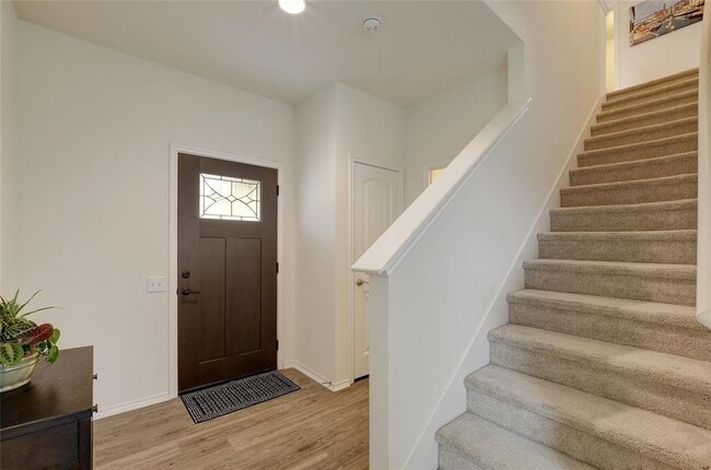 Building Photo - 9017 Norwich Castle