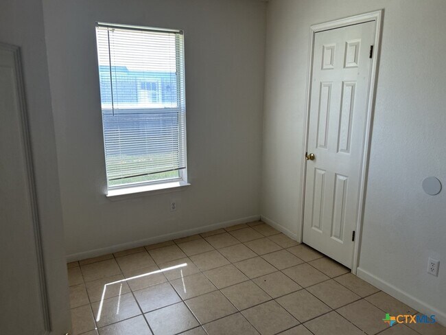 Building Photo - 5305 Morning Glen Ln