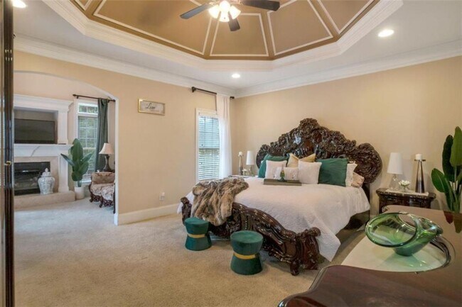 Building Photo - 415 Oxmoor Lake Dr