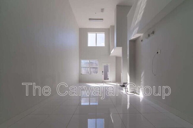 Building Photo - 10224 Vickers Ridge Dr